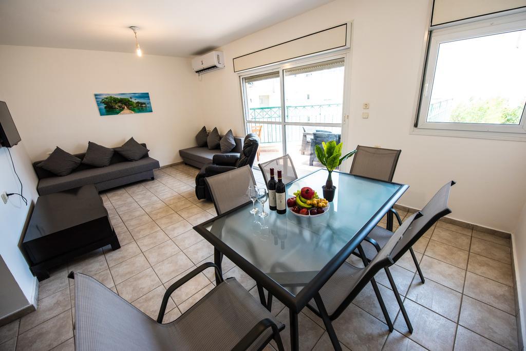 C Class Apartment Eilat Extérieur photo